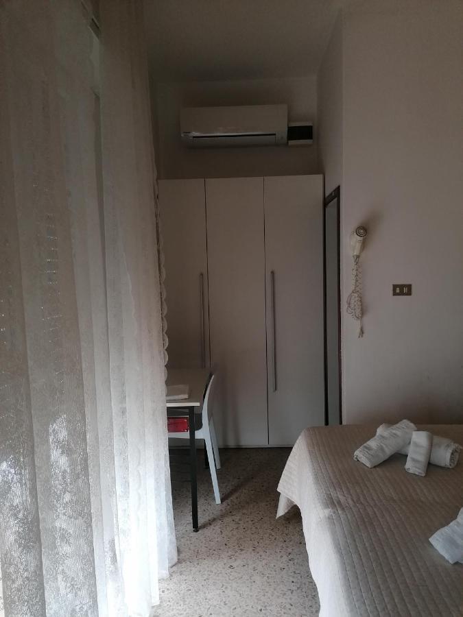 诺瓦戴利酒店 里米尼 外观 照片